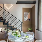 Verdi 1928, A Cozy Wallside Retreat Apartment *