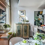 Verdi 1928, A Cozy Wallside Retreat * Lucca